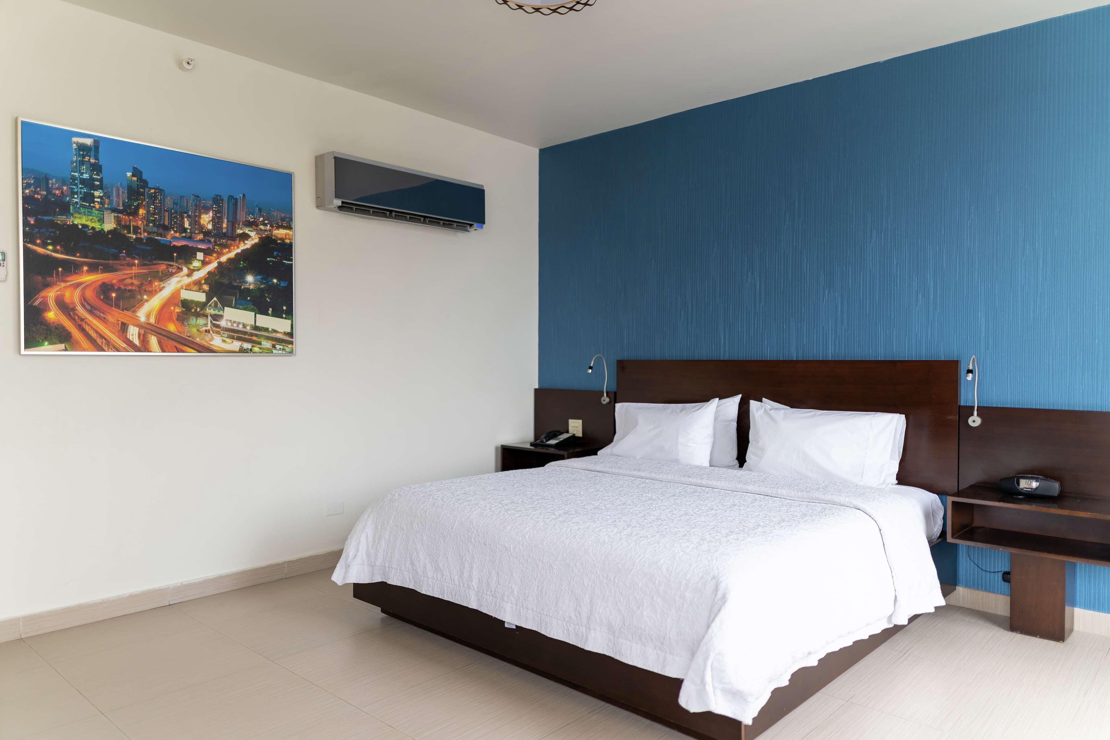 Hampton By Hilton Panama Hotel Ngoại thất bức ảnh