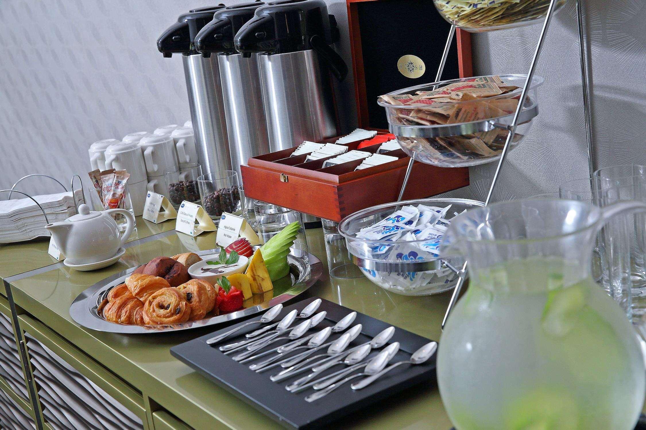 Hampton By Hilton Panama Hotel Ngoại thất bức ảnh