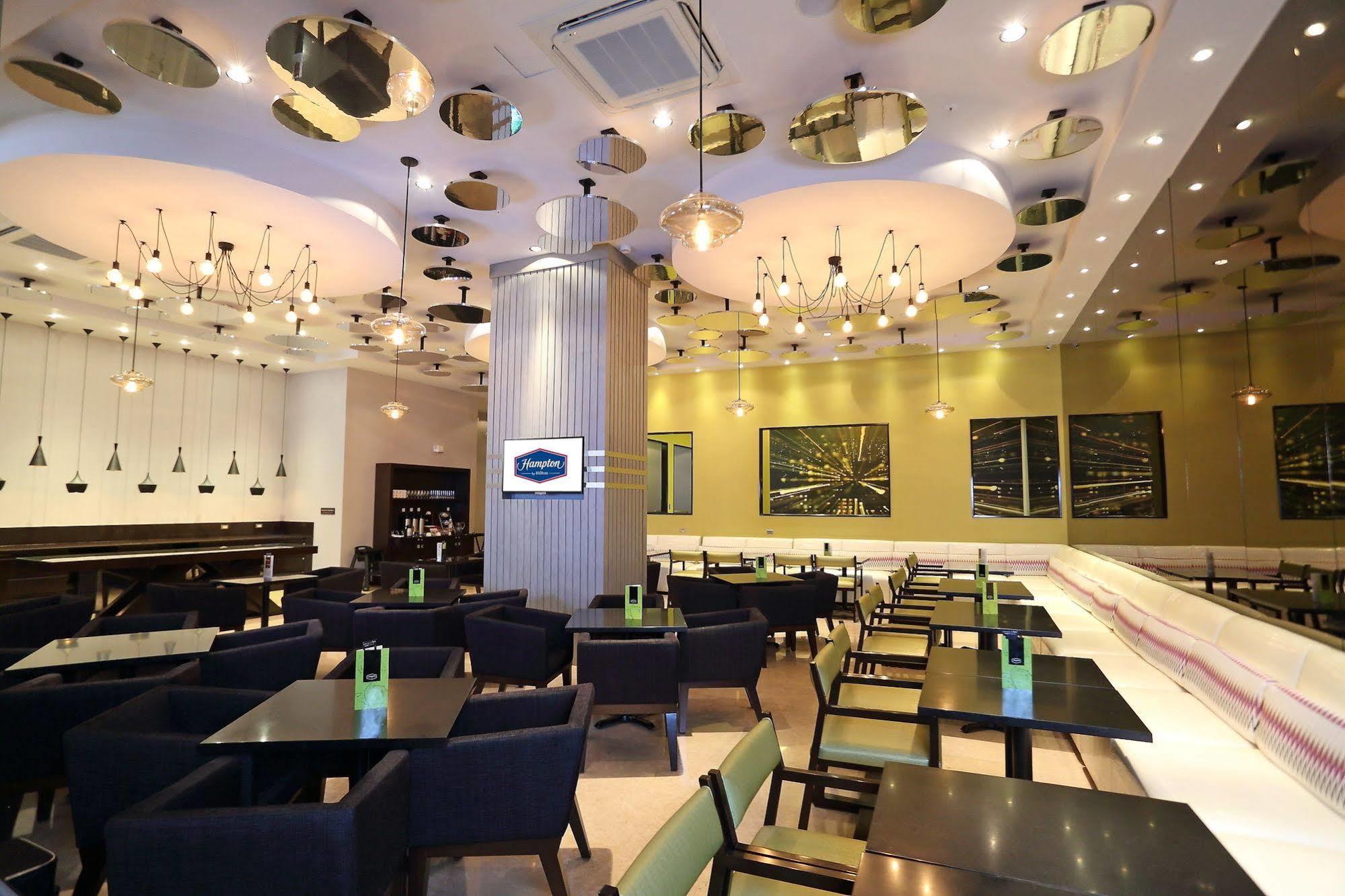 Hampton By Hilton Panama Hotel Ngoại thất bức ảnh